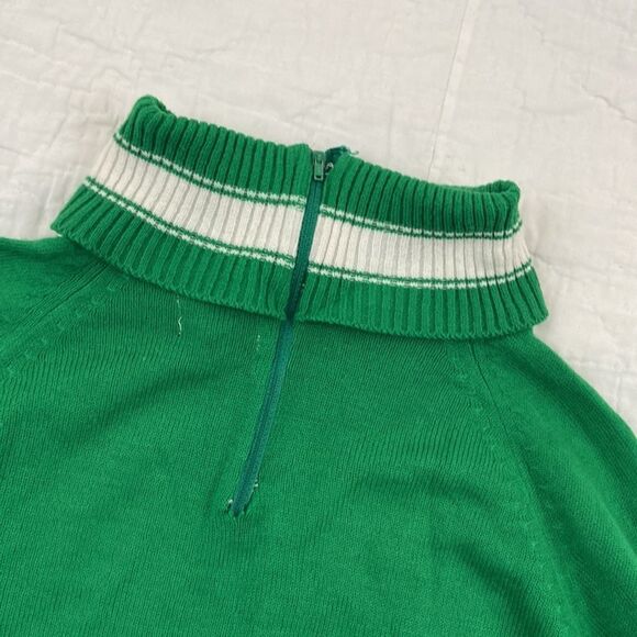 Vintage 100% Virgin Acrylic Green Turtleneck Sweater with White Stripes - Picture 5 of 7